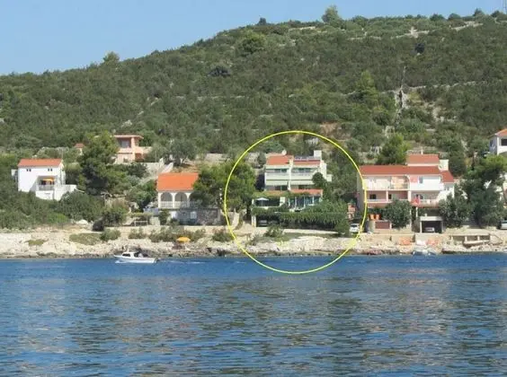 Apart Daire (Tonka - 10 m from beach - A2(2+2))