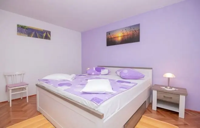 Apart Daire (Tonka - 150 m from beach - A1 Prizeml)