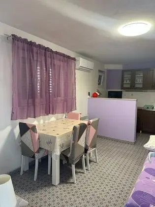 Apart Daire (Tonka - 150 m from beach - A1 Prizeml)