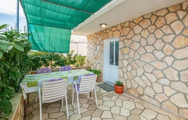 Apart Daire (Tonka - 150 m from beach - A1 Prizeml)