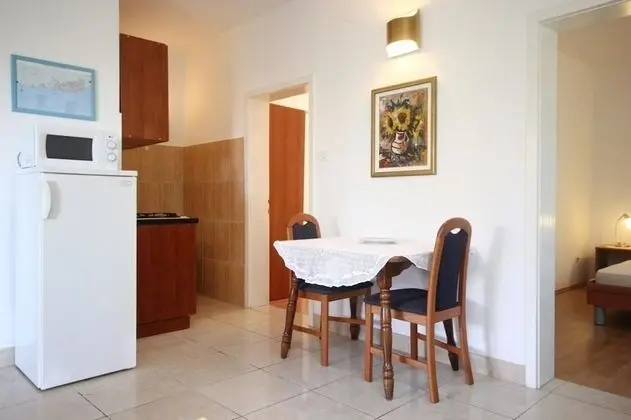 Apart Daire (Tonka - 150m from the sea & parking -)