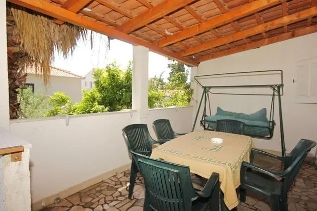 Apart Daire (Tonka - 150m from the sea & parking -)