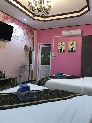 Kaewjaojom 1,2