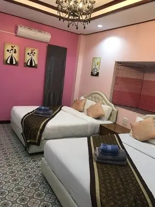 Kaewjaojom 1,2