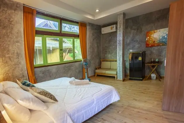 Deluxe Tek Büyük Yataklı Oda, 1 Yatak Odası, Veranda, Bahçe Manzaralı