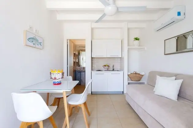 Deluxe Stüdyo, 1 Yatak Odası, Bahçe Manzaralı, Plaj Kenarı