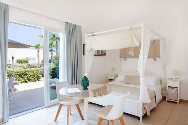Deluxe Stüdyo, 1 Yatak Odası, Bahçe Manzaralı, Plaj Kenarı