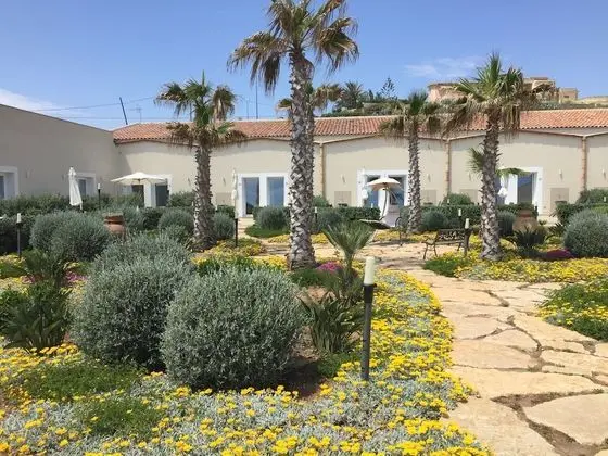 Deluxe Stüdyo, 1 Yatak Odası, Bahçe Manzaralı, Plaj Kenarı