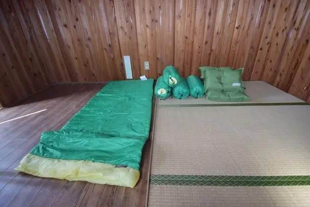 Traditional Oda, Sigara İçilmez (No Futon, Sleeping Bag [Surcharge])