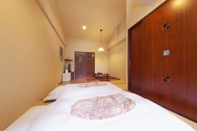 Traditional Dört Kişilik Oda, Ortak Banyo (Japanese Style)
