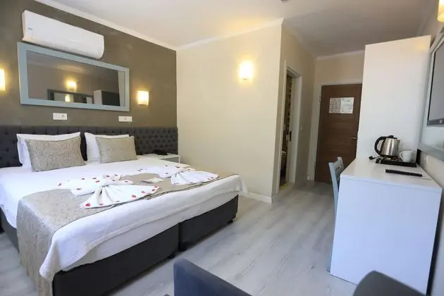 https://images.etstur.com/files/images/hotelImages/TR/51755/l/Tonoz-Beach-Oludeniz-Oda-311864.jpg