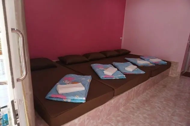 Standard Room for 5 People