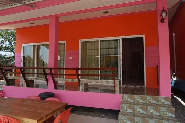 Standard Room for 5 People