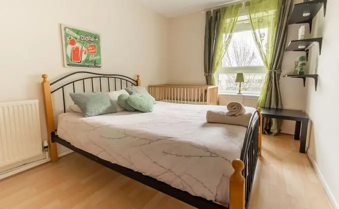 Basic Tek Büyük Yataklı Oda