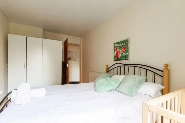 Basic Tek Büyük Yataklı Oda