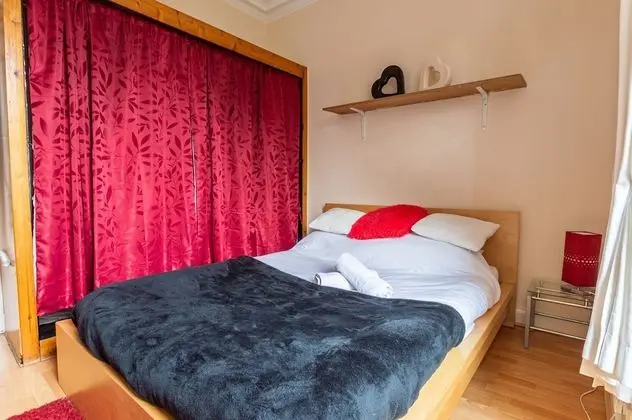 Apart Daire (Sleeps 4)