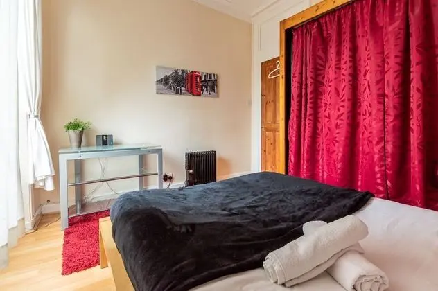 Apart Daire (Sleeps 4)