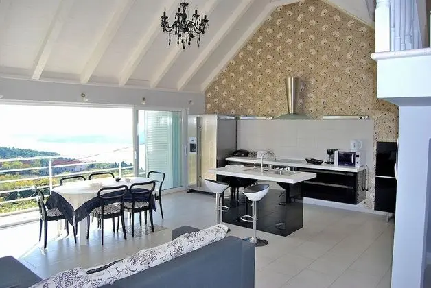 Villa, 5 Yatak Odası, Kişiye Özel Havuzlu, Deniz Manzaralı