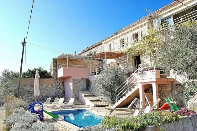Villa, 5 Yatak Odası, Kişiye Özel Havuzlu, Deniz Manzaralı