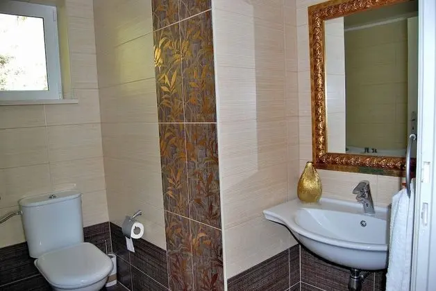 Villa, 5 Yatak Odası, Kişiye Özel Havuzlu, Deniz Manzaralı