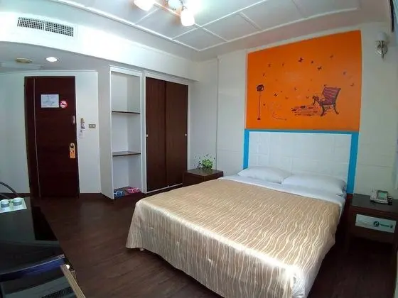Standard Tek Büyük Yataklı Oda