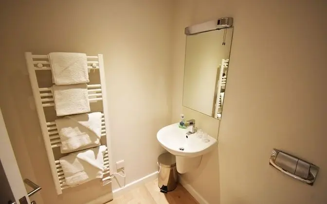 Apart Daire, 1 Çift Kişilik Yatak, Sigara İçilmez