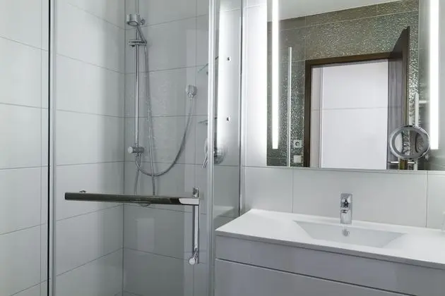 Comfort Tek Büyük veya İki Ayrı Yataklı Oda, Özel Banyo