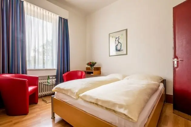 Economy Tek Büyük Yataklı Oda