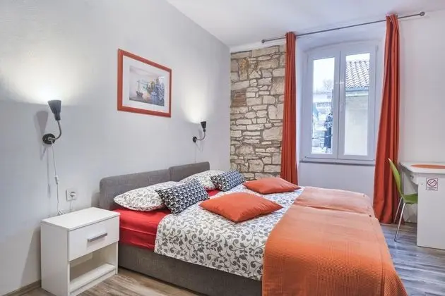 Tek Büyük veya İki Ayrı Yataklı Oda, Şehir Manzaralı