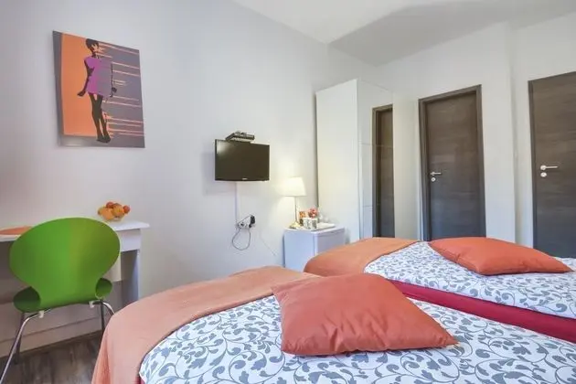 Tek Büyük veya İki Ayrı Yataklı Oda, Şehir Manzaralı