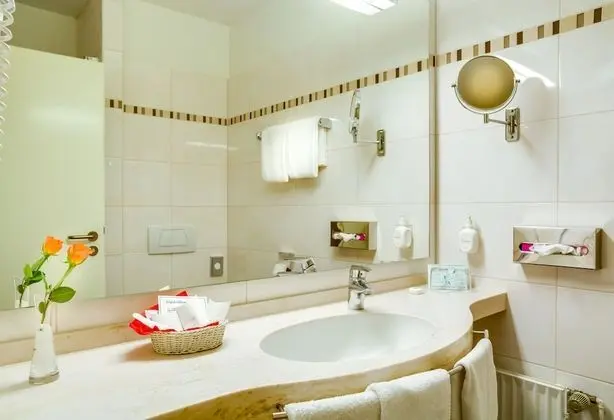 Tek Büyük veya İki Ayrı Yataklı Oda