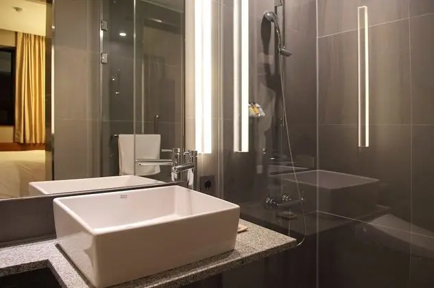 Deluxe