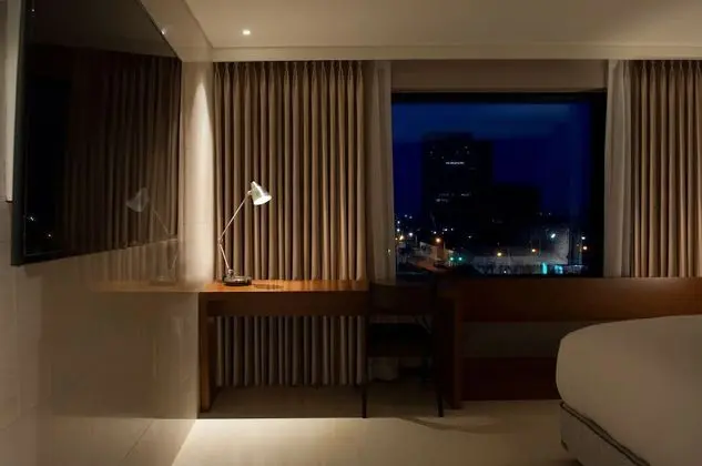 Corner Suite
