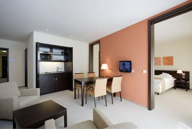 Comfort Süit, Sigara İçilmez