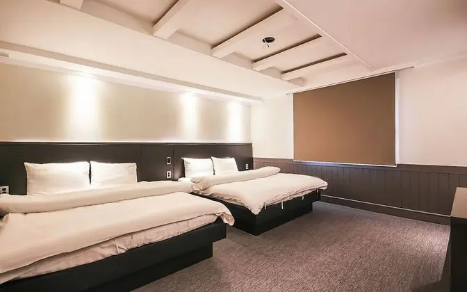 Oda (Deluxe twin (double + double bed))