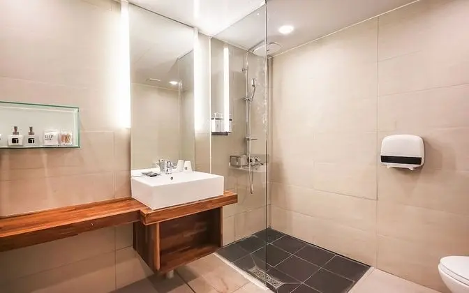 Oda (Deluxe twin (double + double bed))