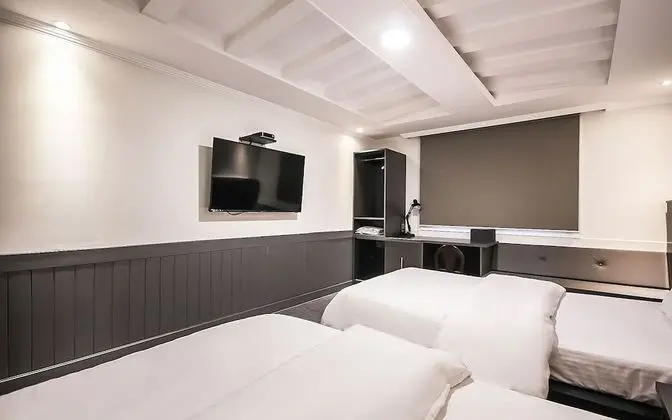 Oda (Standard twin (single + single bed))