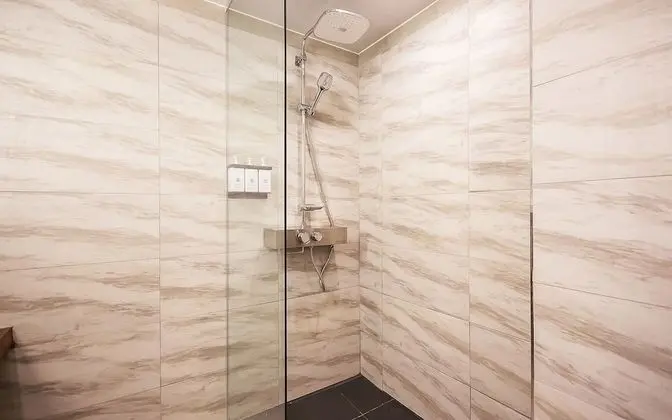 Oda (Standard twin (single + single bed))