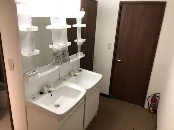 Ortak Ranzalı Oda, Sadece kadınlar için (2nd Floor)