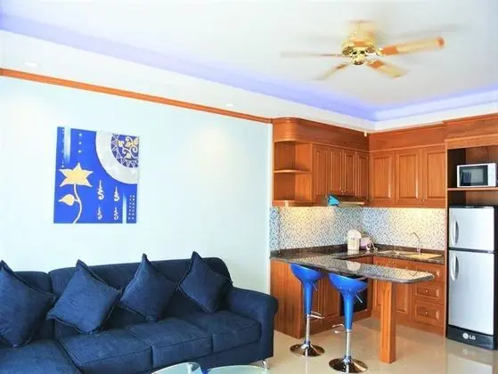 Daire, 2 Yatak Odası, Balkon
