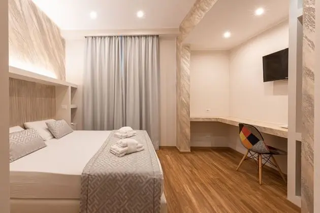 Classic Tek Büyük veya İki Ayrı Yataklı Oda