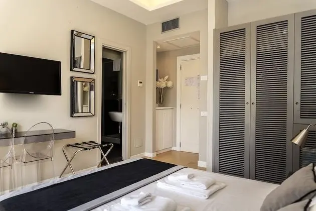 Tek Büyük Yataklı Oda, Balkon