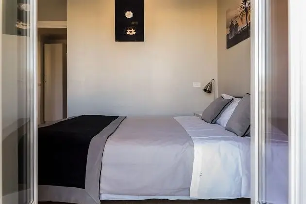 Tek Büyük Yataklı Oda, Balkon