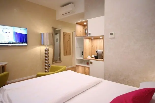 Deluxe Tek Büyük Yataklı Oda (Cuddle Room)