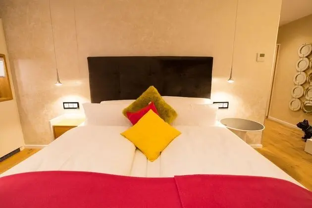 Deluxe Tek Büyük Yataklı Oda (Cuddle Room)