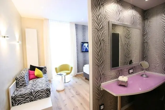 Deluxe Tek Büyük Yataklı Oda (Cuddle Room)