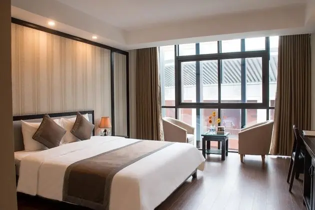 Deluxe Tek Büyük Yataklı Oda