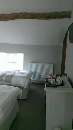 Ev