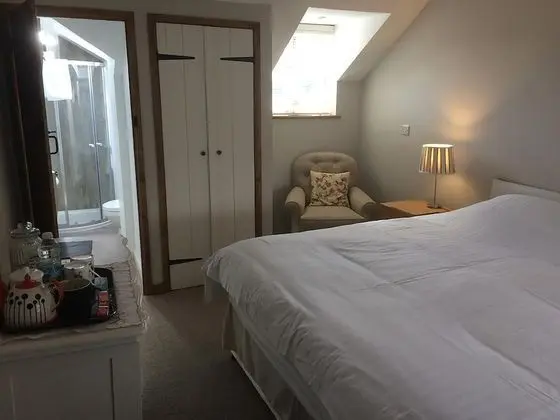 Ev