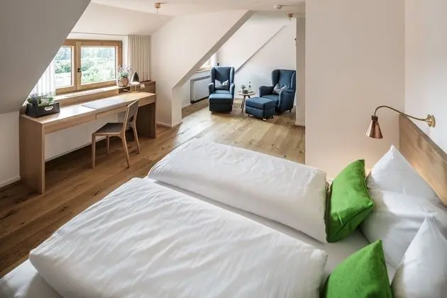 Comfort Tek Büyük Yataklı Oda